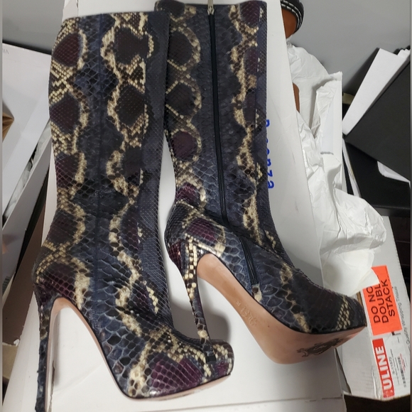 New without box sz 38 $2699 Francesco Sacco genuine python leather heeled boots - Picture 7 of 7